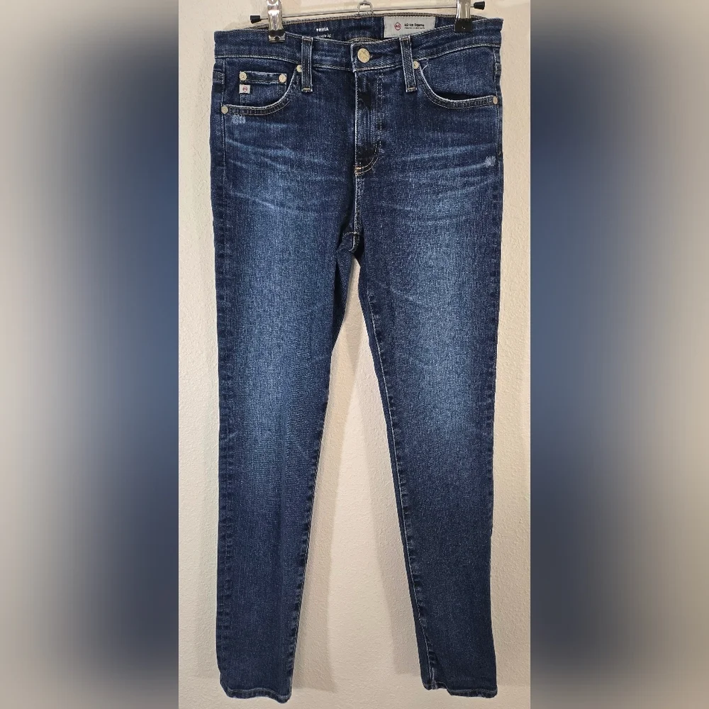 AG Prima Cigarette Leg Light Distressing Classic Preppy Festival, size 27R